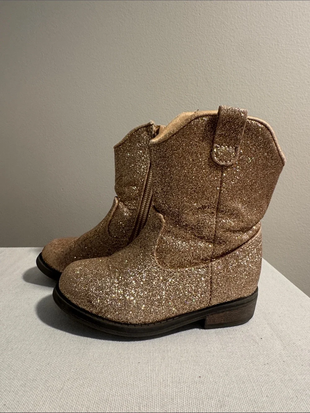 Maggie & Zoe Girls Glitter Gold Cowboy Boots